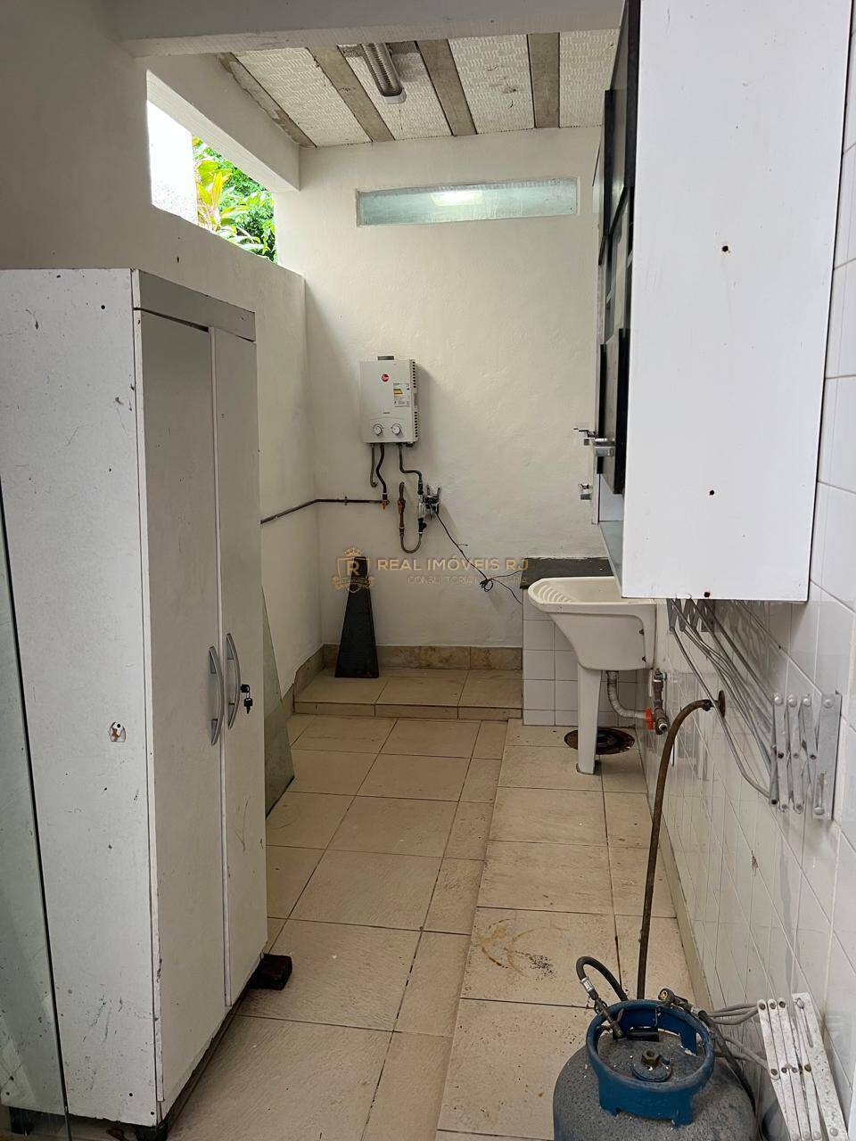 Casa, 6 quartos, 330 m² - Foto 17