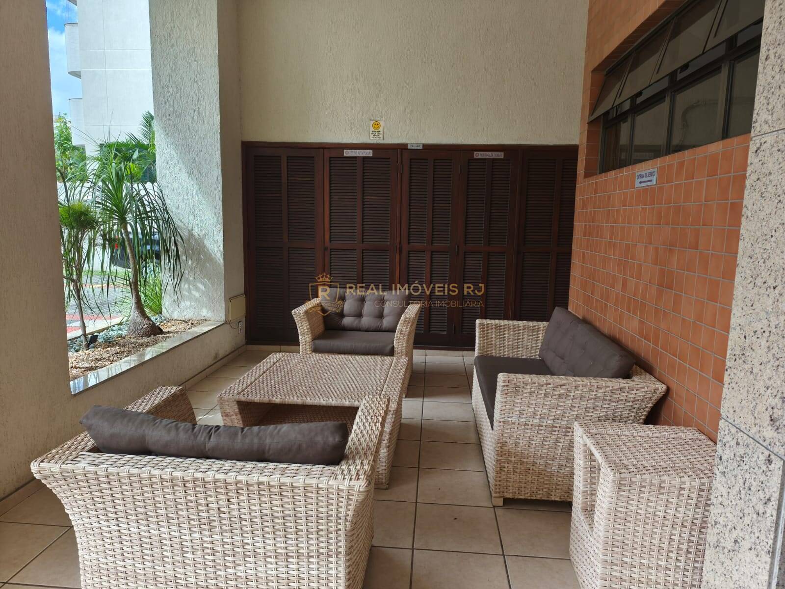 Apartamento para alugar com 2 quartos, 68m² - Foto 32