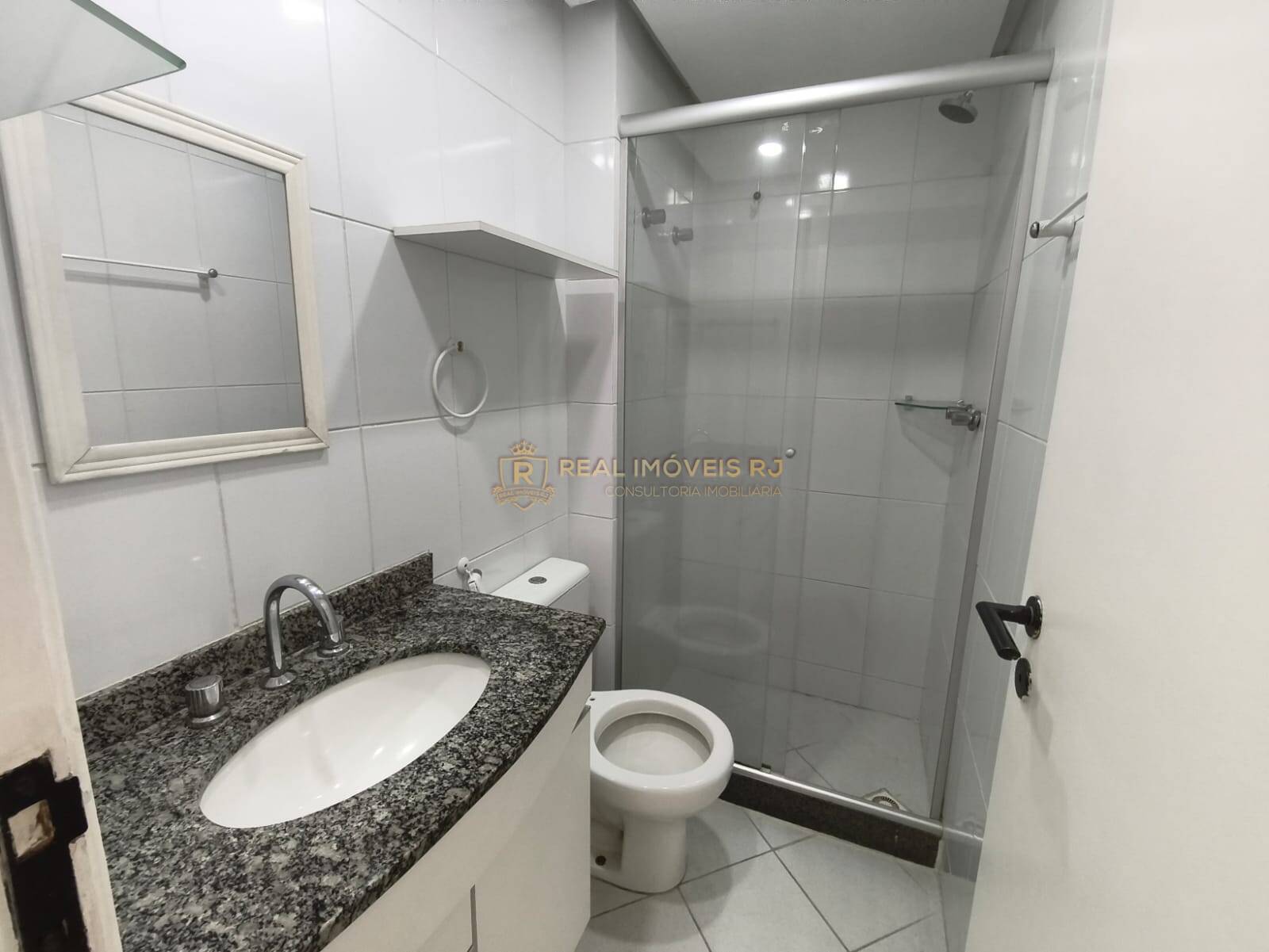 Apartamento para alugar com 2 quartos, 68m² - Foto 23