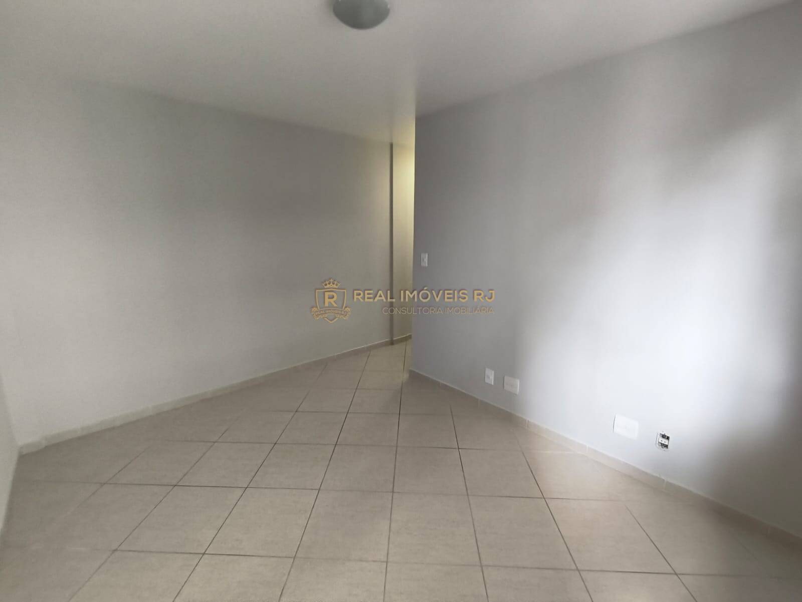 Apartamento para alugar com 2 quartos, 68m² - Foto 22