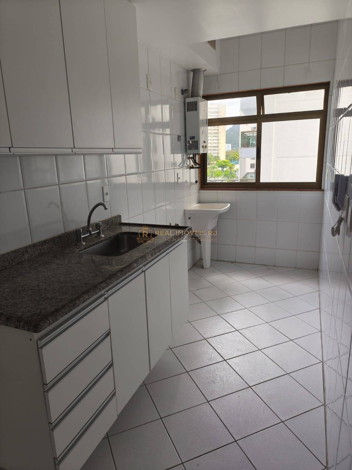Apartamento para alugar com 2 quartos, 68m² - Foto 16