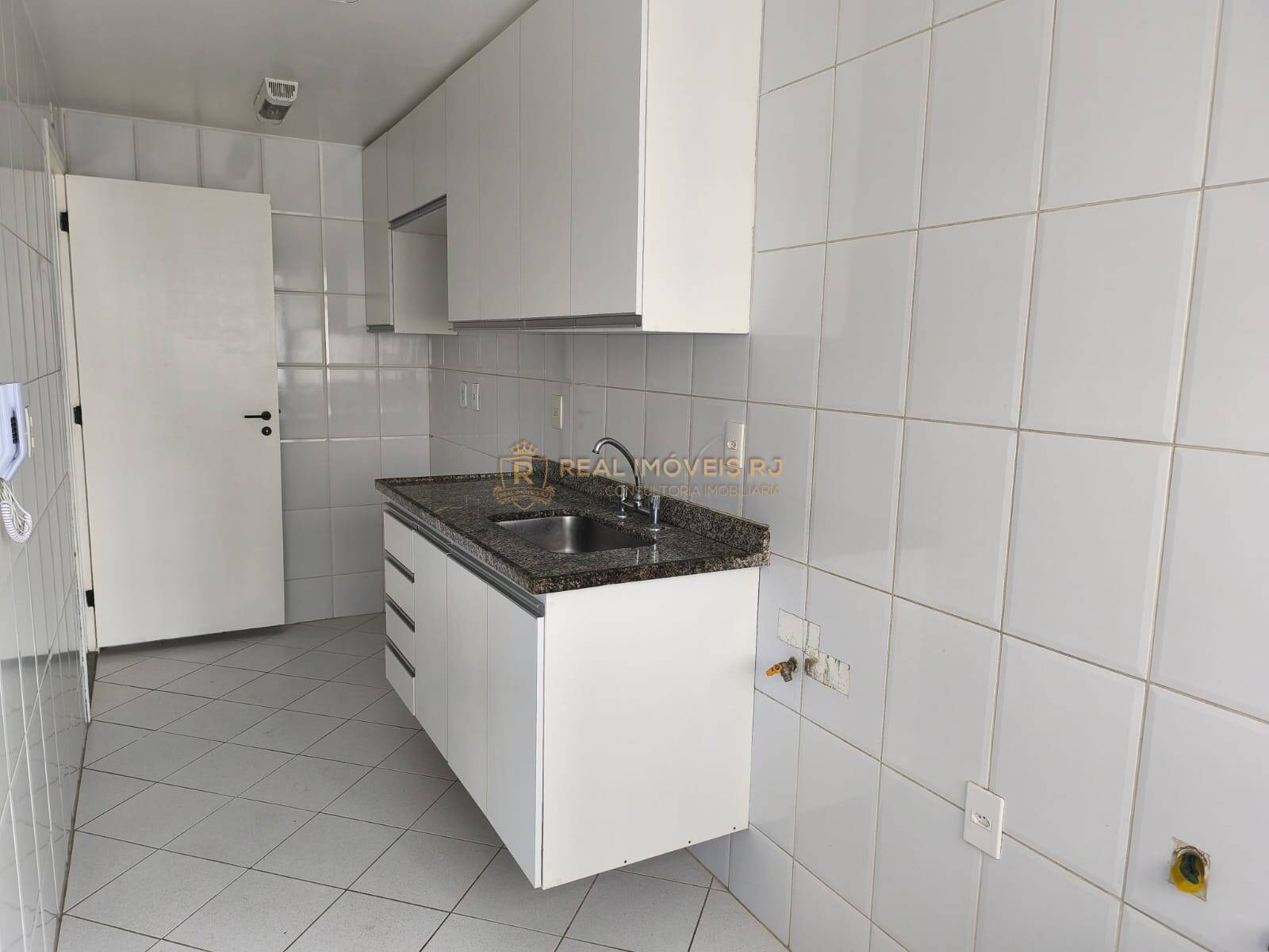 Apartamento para alugar com 2 quartos, 68m² - Foto 15
