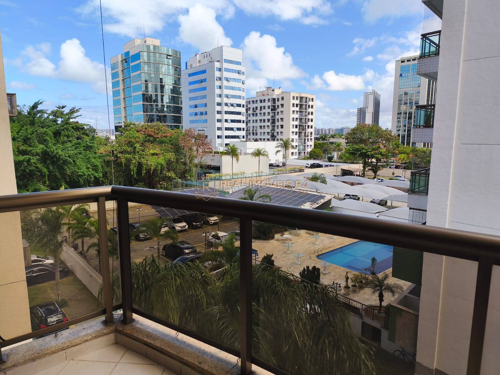 Apartamento para alugar com 2 quartos, 68m² - Foto 12
