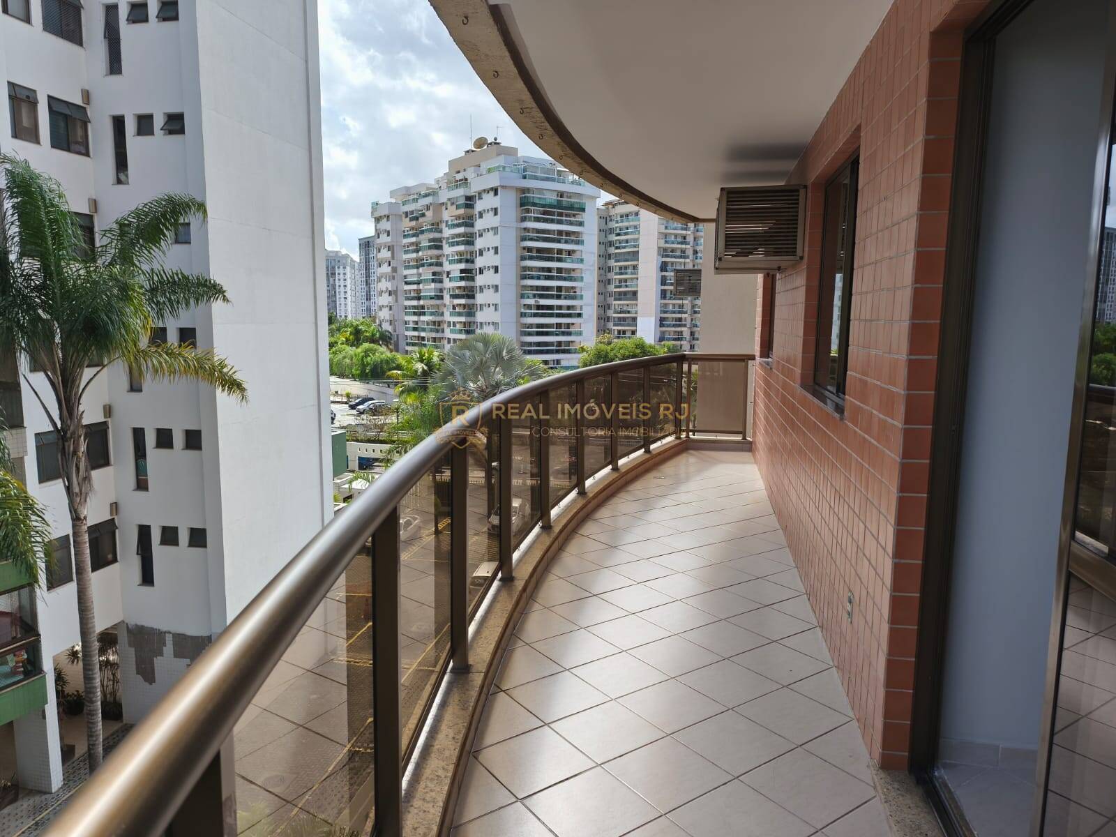 Apartamento para alugar com 2 quartos, 68m² - Foto 9
