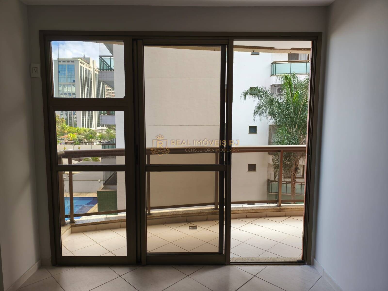 Apartamento para alugar com 2 quartos, 68m² - Foto 7