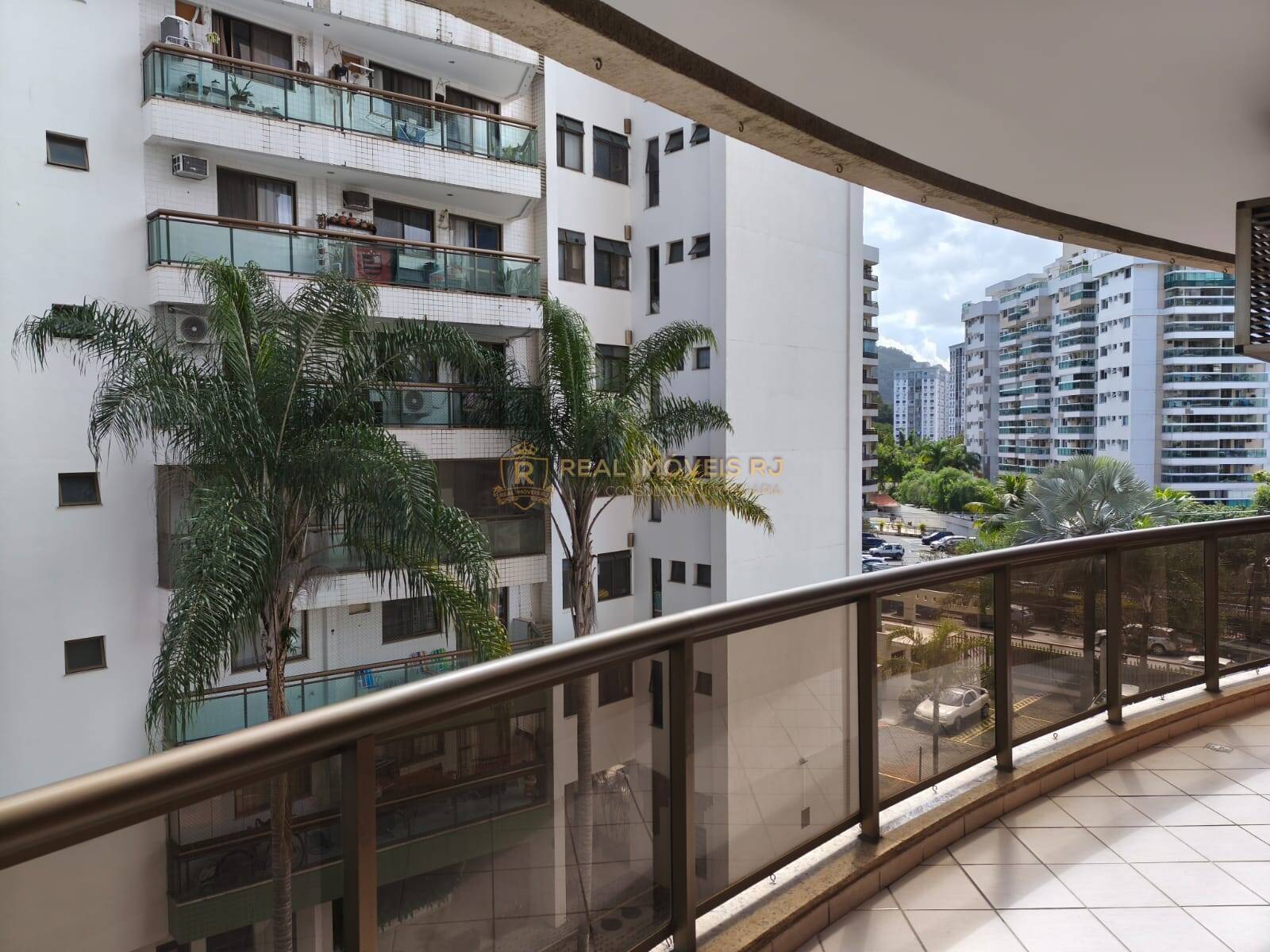 Apartamento para alugar com 2 quartos, 68m² - Foto 6